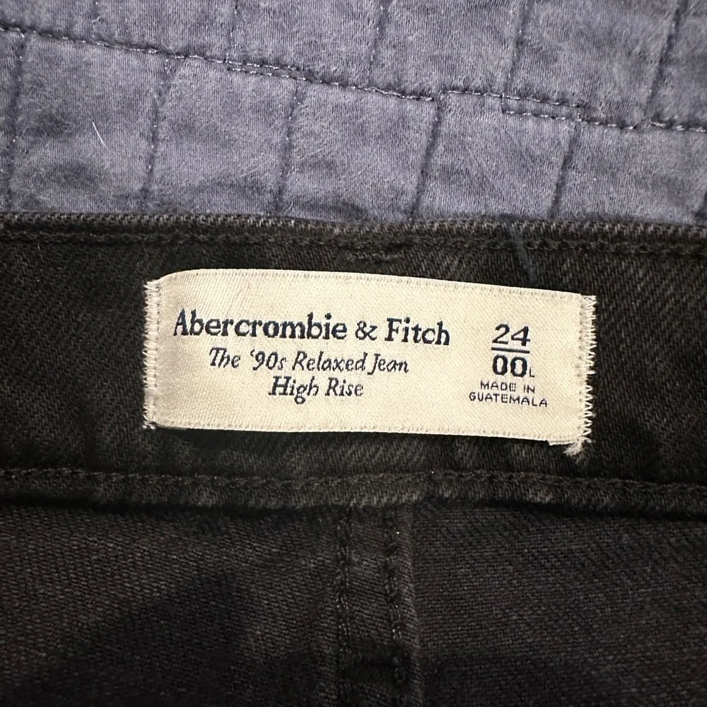 A&F Black Jeans - Picture 4 of 4